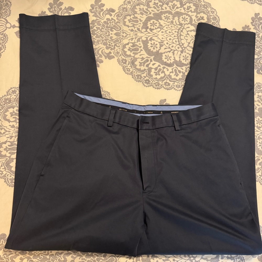 Brooks Brothers Men’s Navy Chinos – 36x32 (Tailored Inseam ~31.5”) – GUC